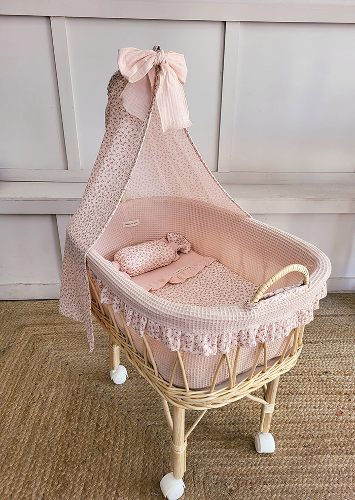 CUNA DE MUÑECA FABIOLA